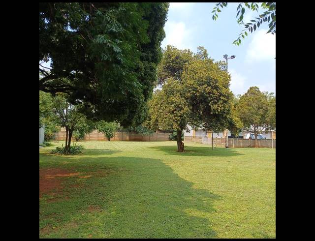 1 BEDROOM FLAT FOR SALE IN MEYERTON CENTRAL